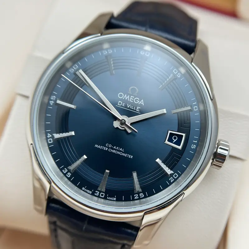 Omega 433.33.41.21.03.001