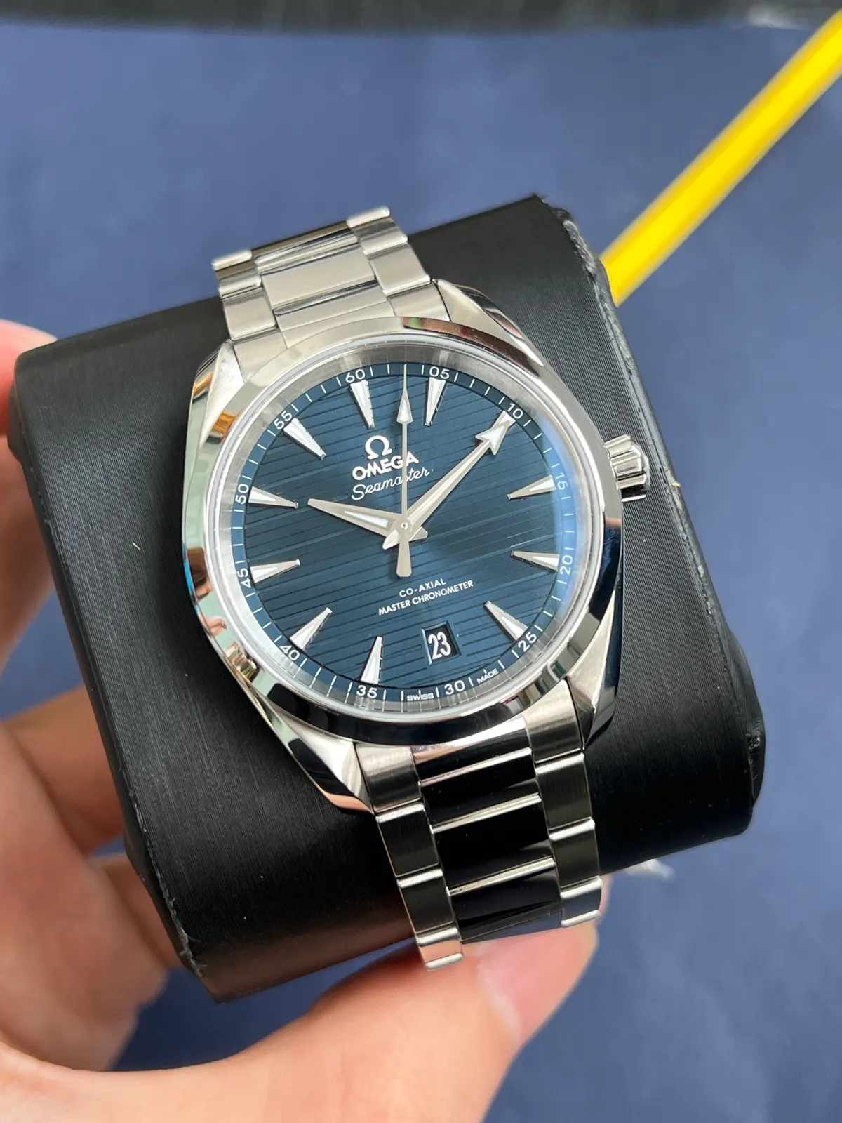 Omega 220.10.38.20.03.001