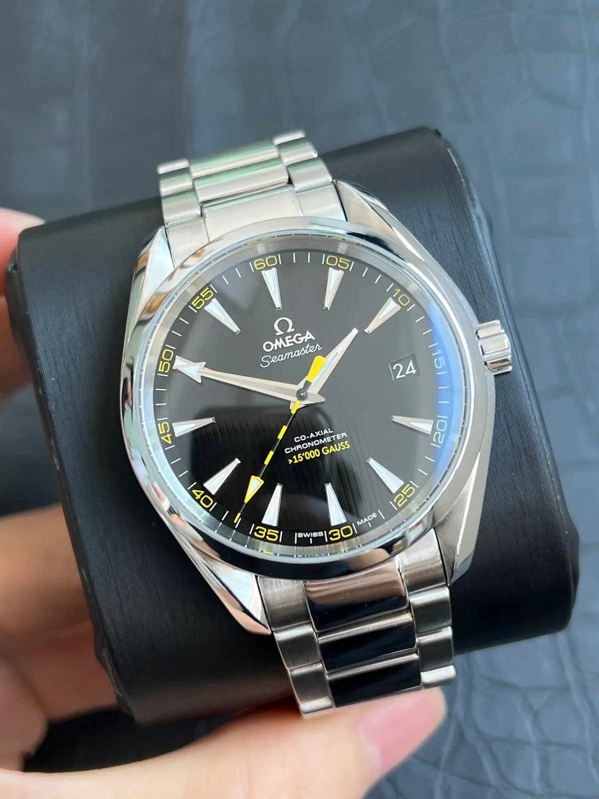 Omega 231.10.42.21.01.002