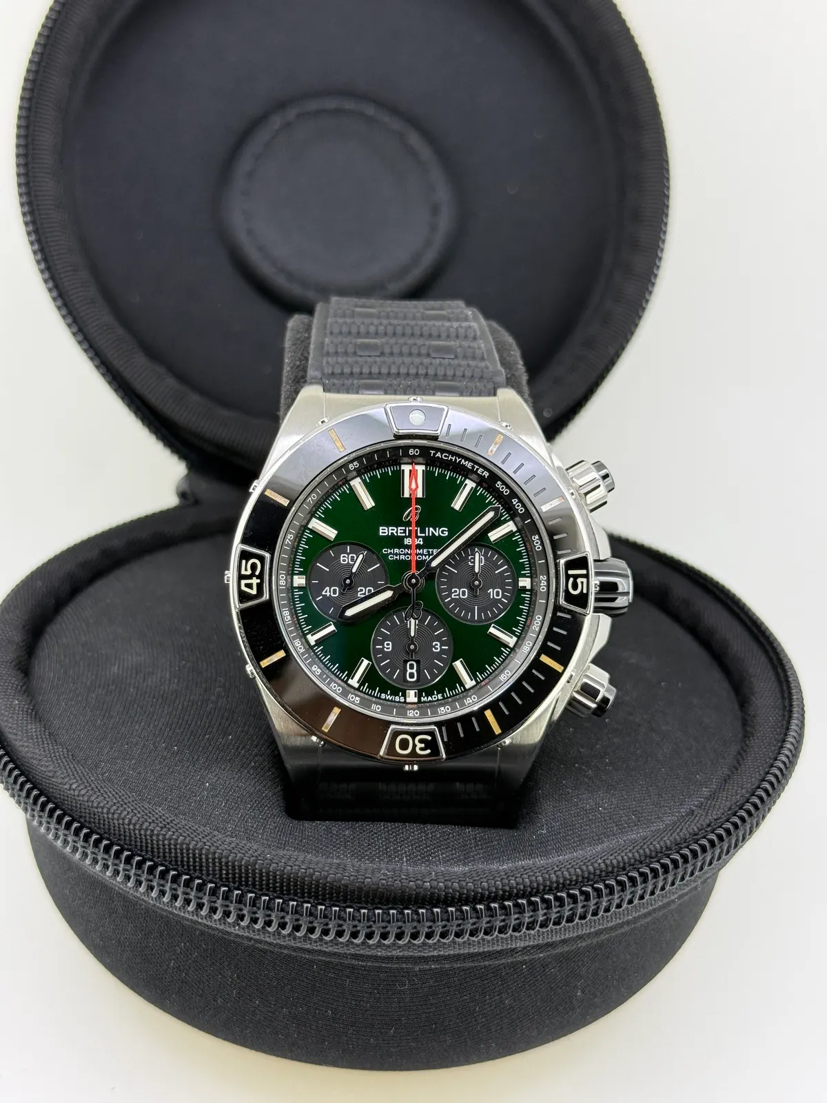 Breitling AB0136 (Green)