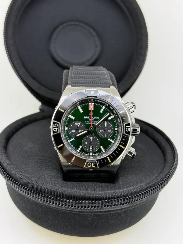 Breitling AB0136 (Green)