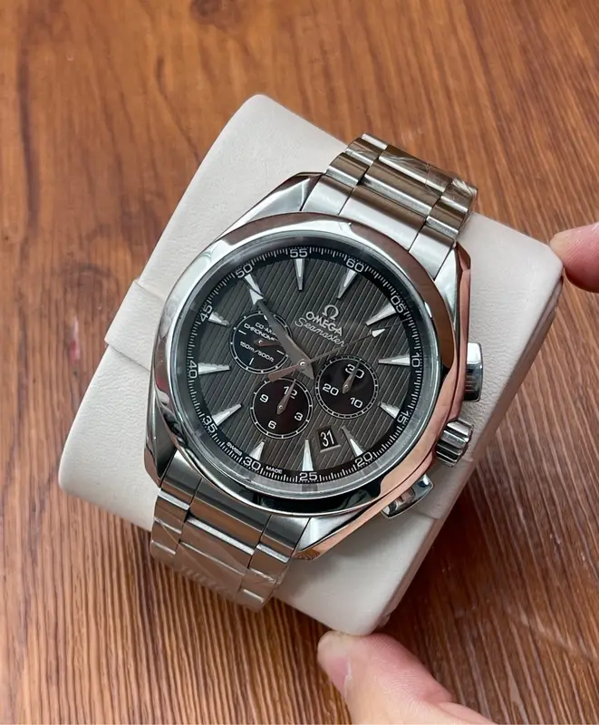 Omega 231.10.44.50.06.001