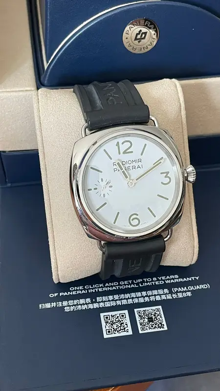 Panerai PAM01384 (AM Clasp)
