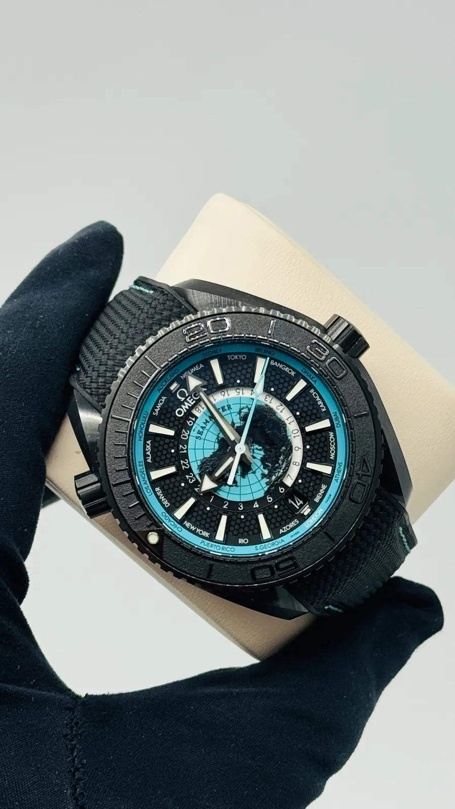 Omega 215.92.46.22.01.006