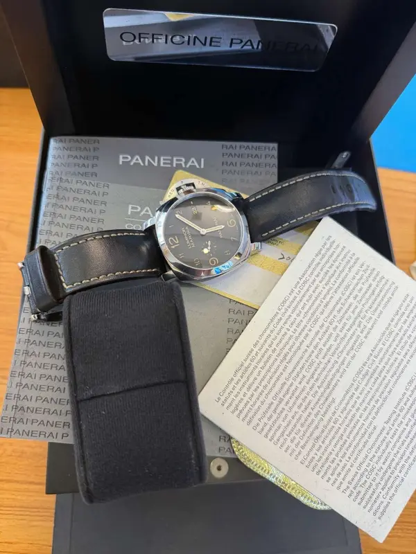 Panerai PAM00359