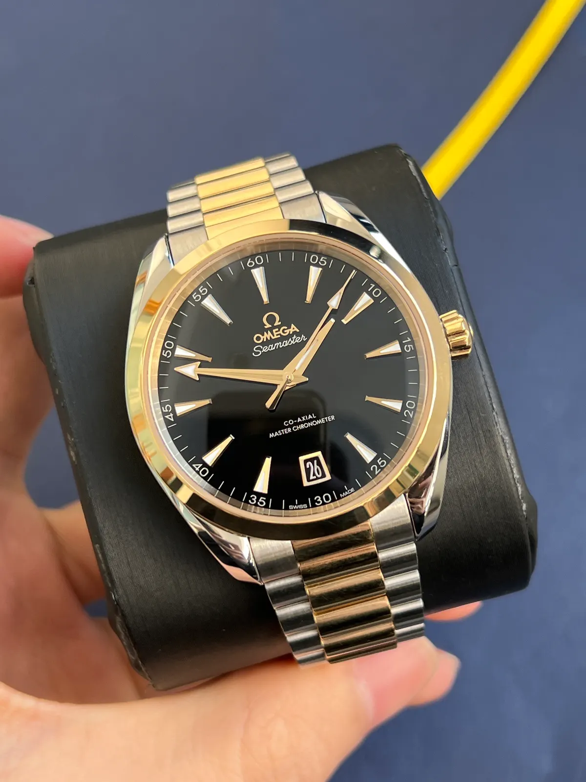 Omega 220.20.41.21.01.001