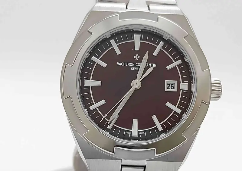Vacheron Constantin 4600V/200A-H127 (wine red, 2026)